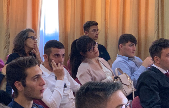 Studenti e docenti partecipanti 1.JPG